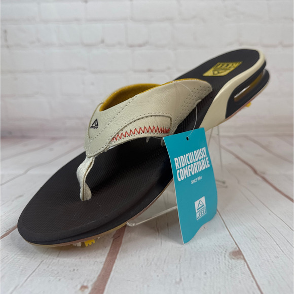 Reef Spackler 19th Hole Brown Flip Flops Sandals With Bottle Opener Mens Size 12 - Picture 4 of 10